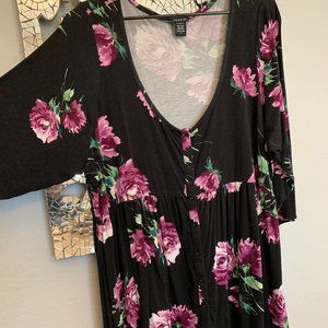 Size 3x Torrid Black & Purple Floral Babydoll Top